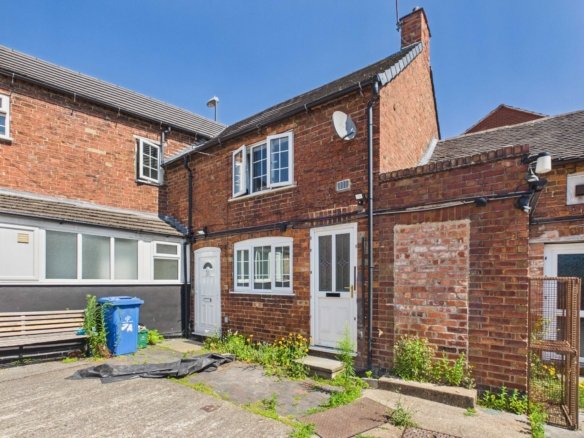 Studio Flat – Moor Street