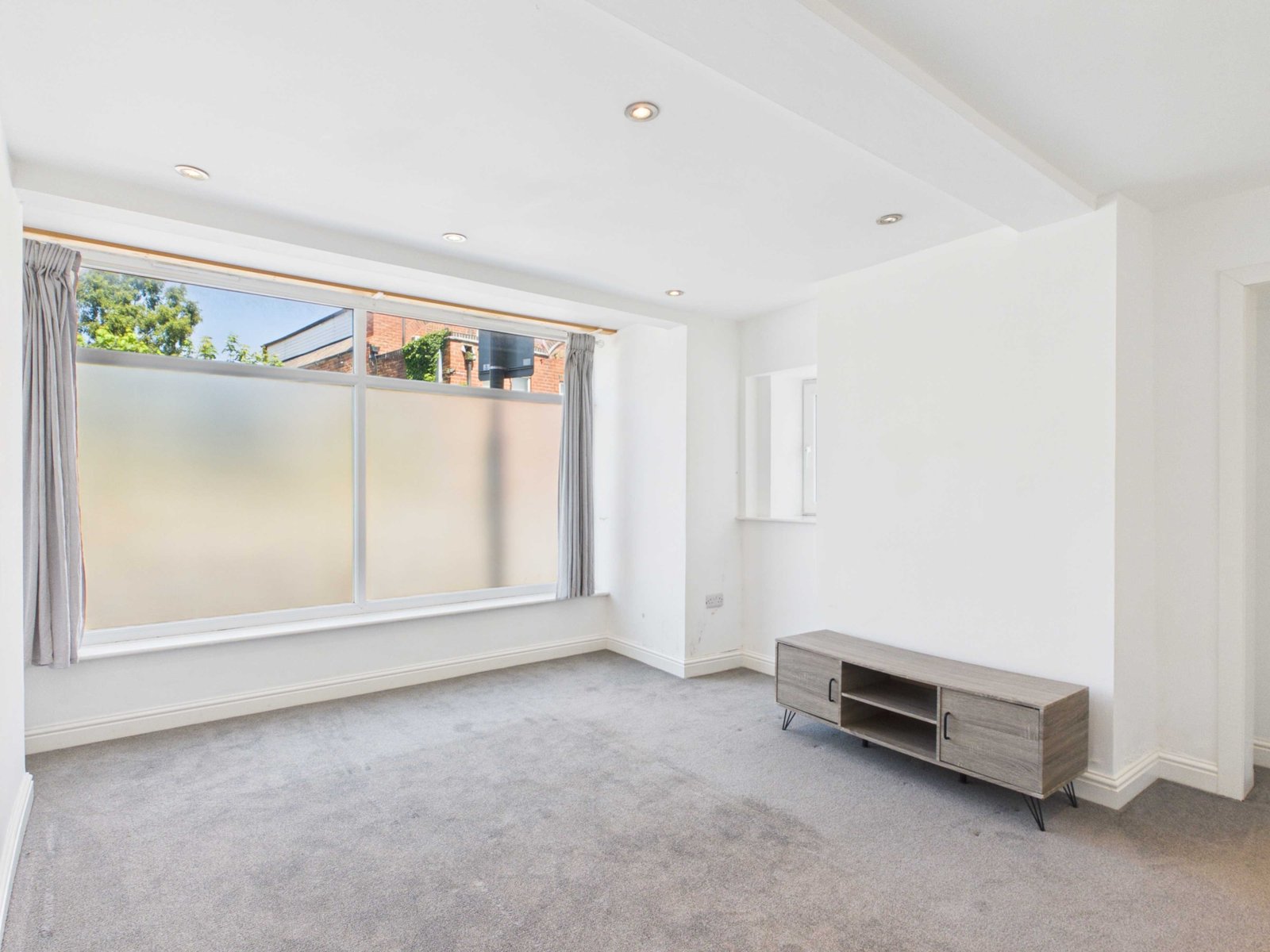 2 Bedroom Flat – Moor Street